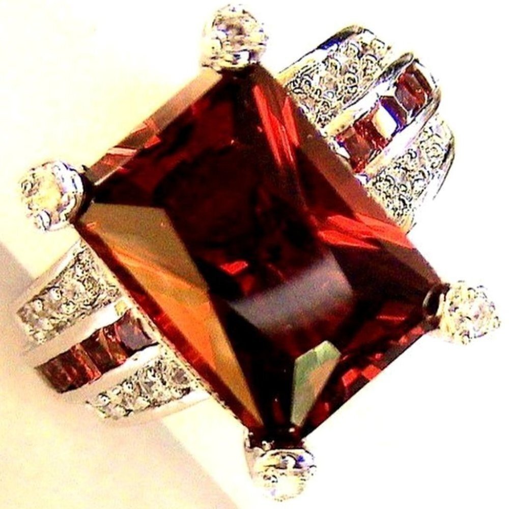 Womens Fashion Garnet Ruby Blood of the Lamb Red Cubic Zirconia Cocktail Ring 7